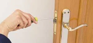 Affordable Locksmith Services Ashland, MA 508-409-6339 Affordable Locksmith Services Ashland, MA 508-409-6339 - trunk-unlock-01